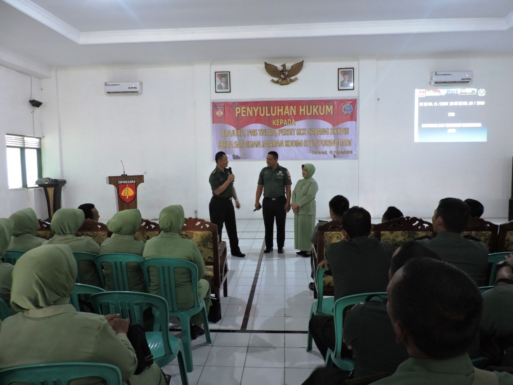 Anggota Kodim 0717/ Purwodadi Terima Penyuluhan Hukum